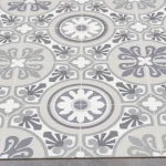 Alfombra vinilica 0.50 x 1.00 mosaico gris/ blanco - Imagen 2