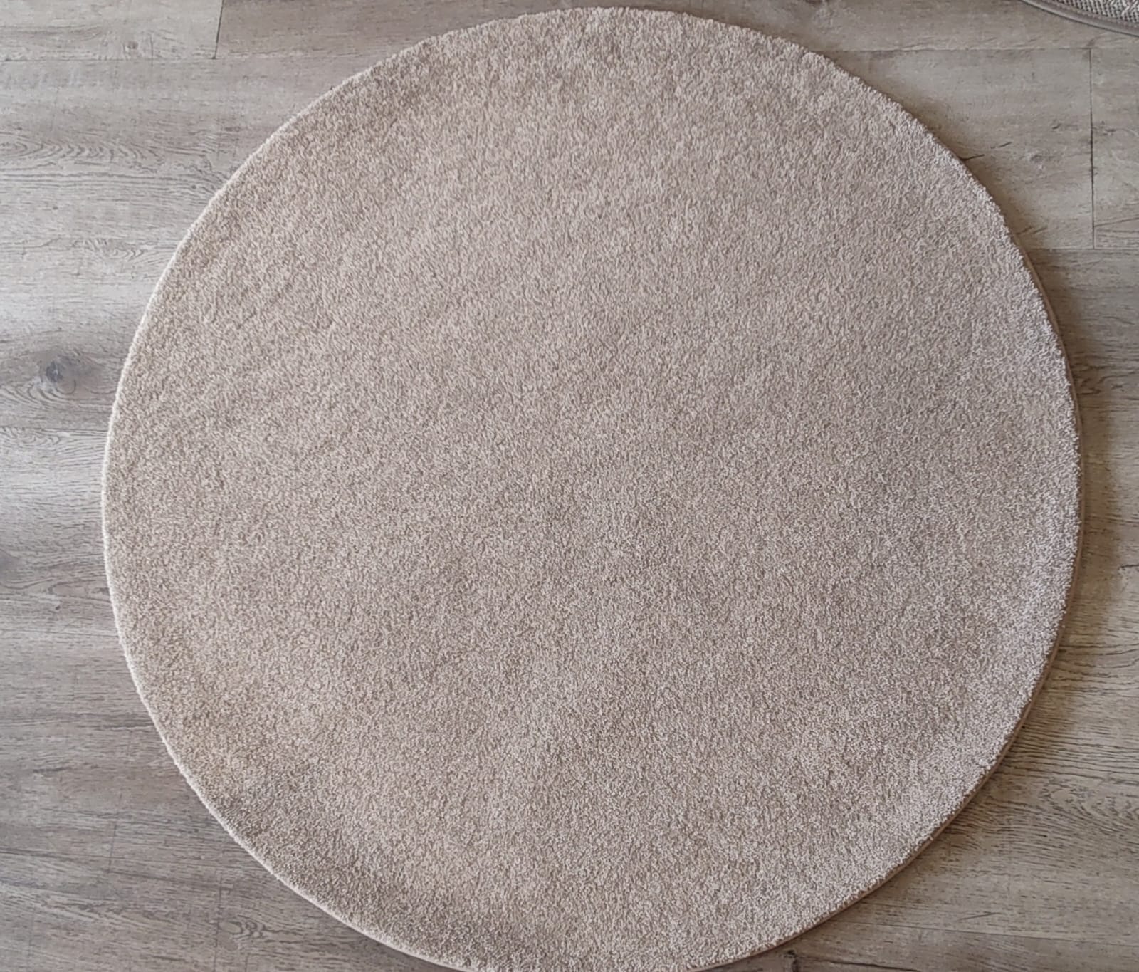 WhatsApp Image 2026-09-03 at 11.47.39 AM Alfombra redonda 1.00 beige Barbados - Imagen 1